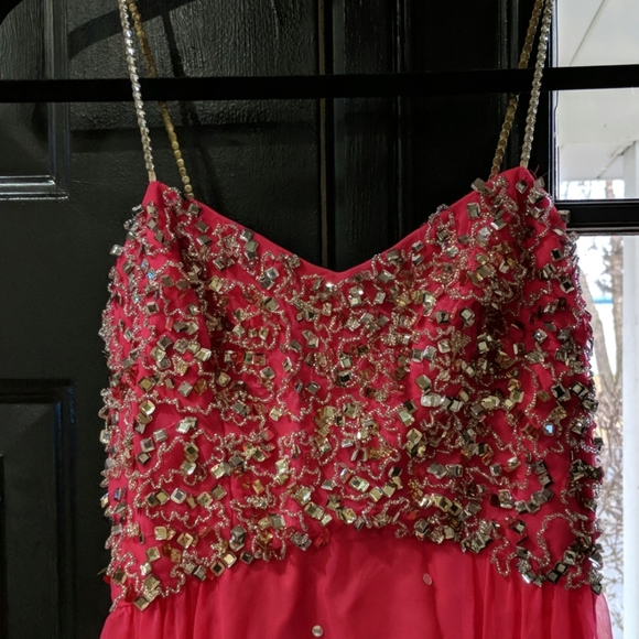 Vintage 1982 Gown - Picture 2 of 6